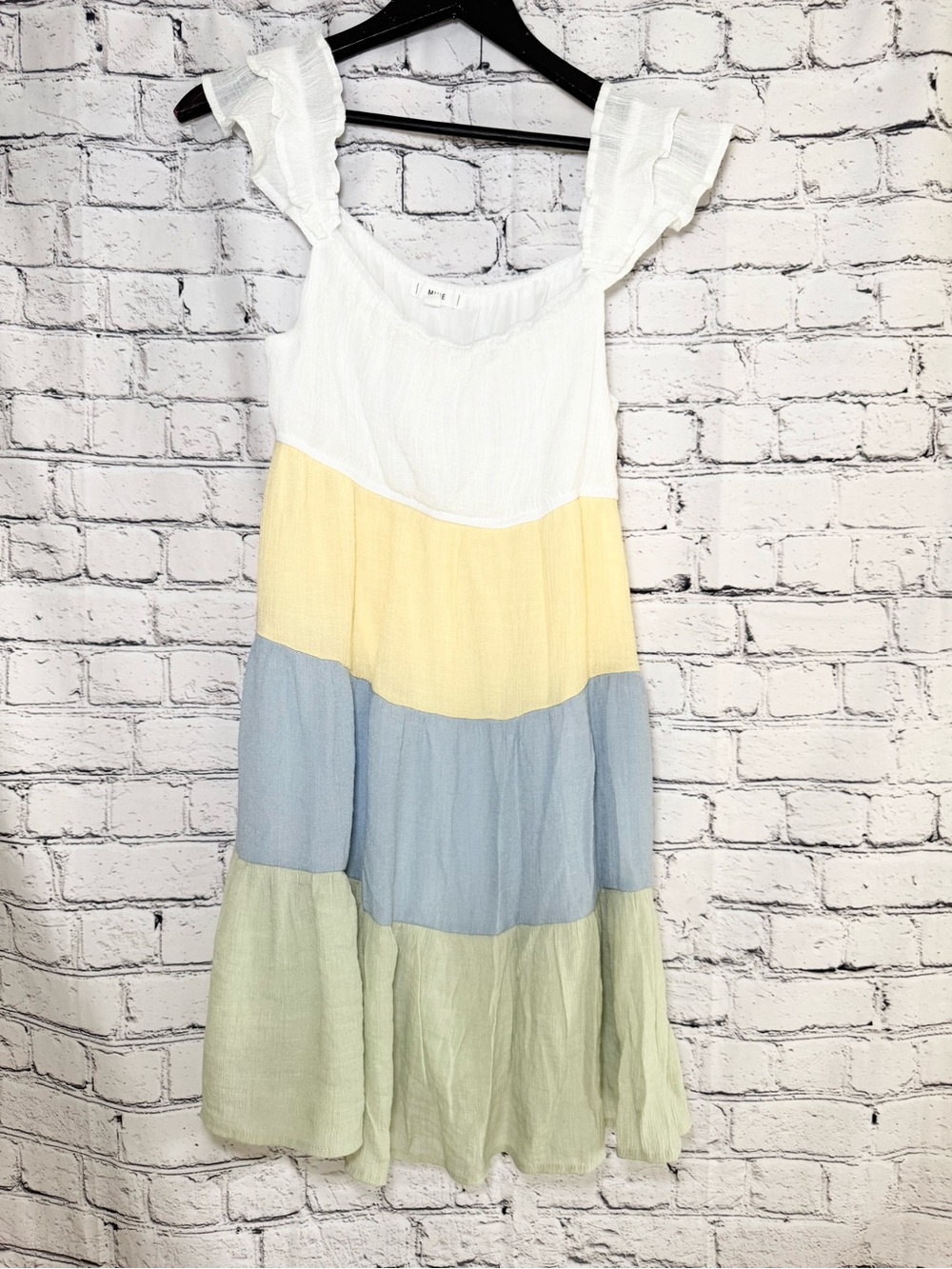 Mine. Color block dress. Size L